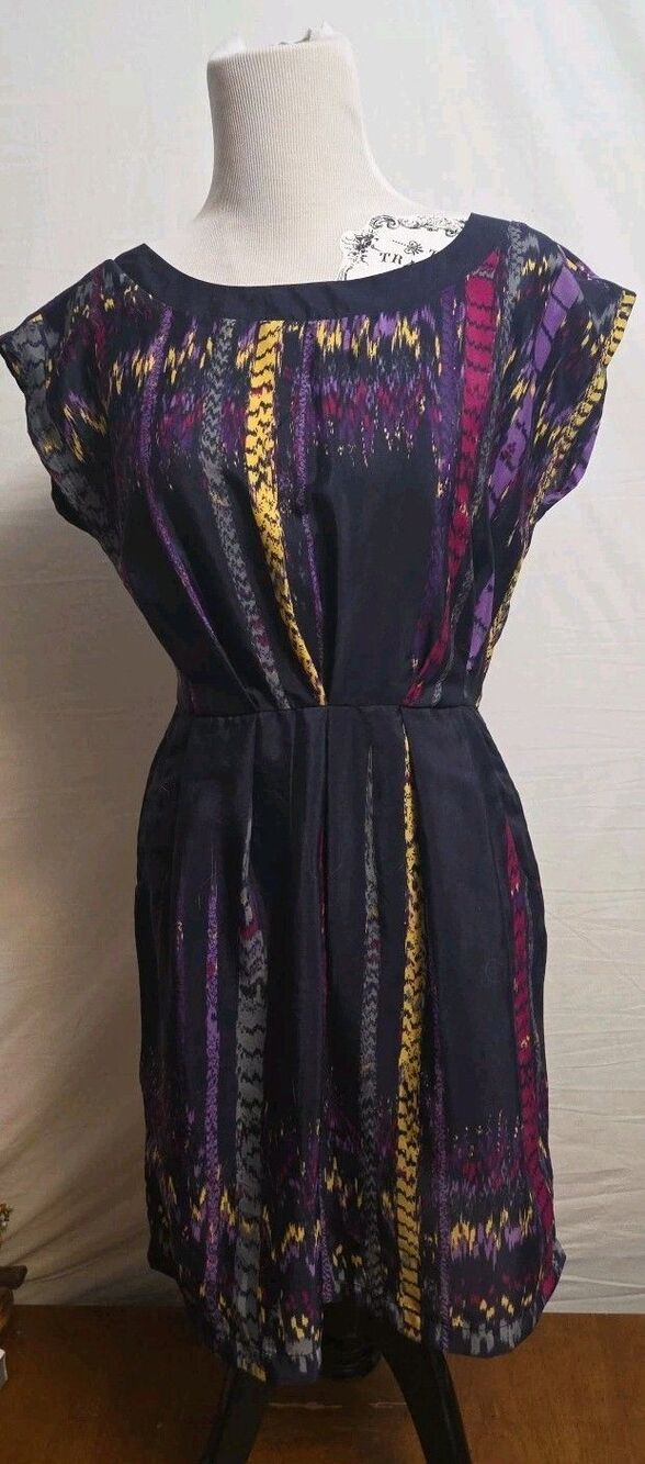 Fishbowl Dress Sz Small Navy Blue Multicolor Print Short Dolman Lightweight
